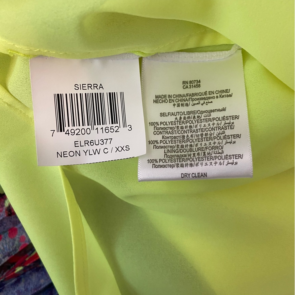 NWT BCBGMaxAzria Sierra Pleated Dress - Picture 11 of 11